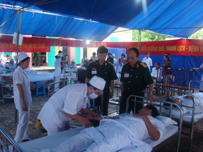 Thi điều dưỡng giỏi, thanh lịch