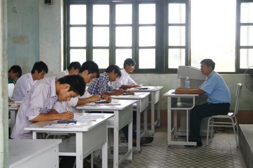 Buổi thi đầu diễn ra thuận lợi