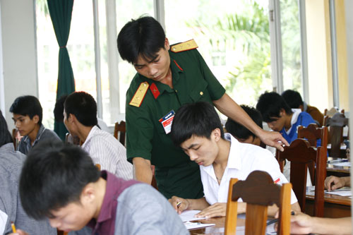 Kết thúc môn thi cuối cùng, nhiều hy vọng gỡ điểm cho các thí sinh