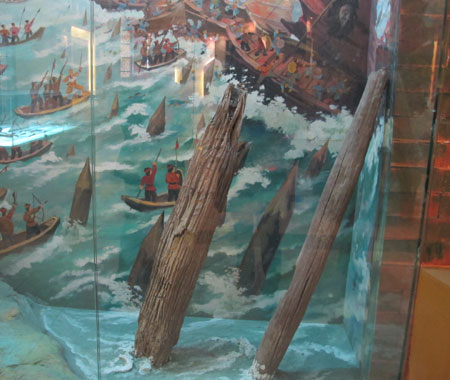 Xuân mới, thăm Bảo tàng Vũ khí