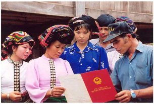 Chính phủ đề nghị cấp một loại giấy thay cho “sổ đỏ” và “sổ hồng”  