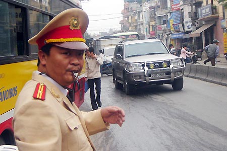 Quy định mới về nhiệm vụ, quyền hạn của CSGT