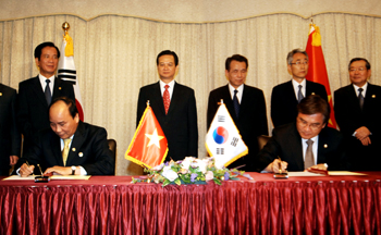 Chuyến thăm Hàn Quốc của Thủ tướng Nguyễn Tấn Dũng : Hai bên thỏa thuận nhiều hợp tác quan trọng. 