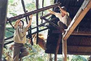 Góp tiền, giúp dân làm nhà ở