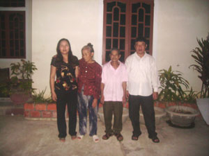 Tổ ấm giữa rừng