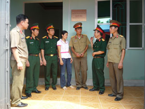 Thêm một gia đình vợi bớt khó khăn