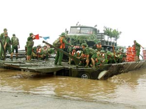 Làm chủ, khai thác hiệu quả vũ khí trang bị mới