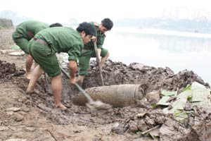 Xử lí thành công quả bom sót lại sau chiến tranh