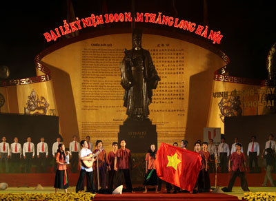 Hoành tráng, có sức khái quát cao và lay động lòng người