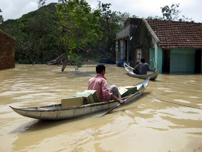 Nam miền Trung và Đắc Lắc gánh chịu ảnh hưởng của mưa lũ