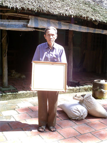 Cấp huy chương nhưng... chưa trao tiền thưởng