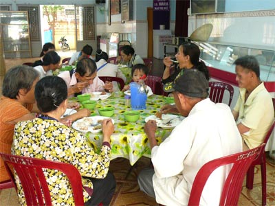 Việc nghĩa ở Giáo xứ Tân Sa Châu