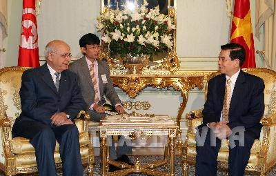 Việt Nam không quên những người bạn cũ