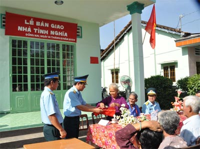 Tri ân đồng đội