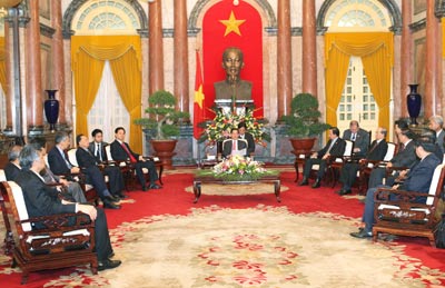 Chủ tịch nước Nguyễn Minh Triết tiếp và chiêu đãi các trưởng đoàn ASEAN