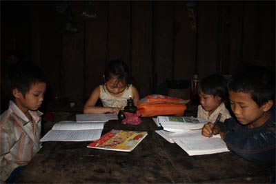 Phiêng Lằm “khát điện”