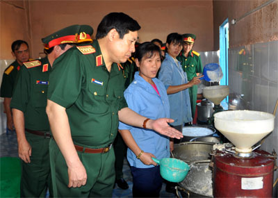 Thăm, kiểm tra các đơn vị thuộc Quân khu 7, Binh đoàn Cửu Long