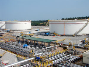 Nhà máy lọc dầu Dung Quất chính thức được bàn giao