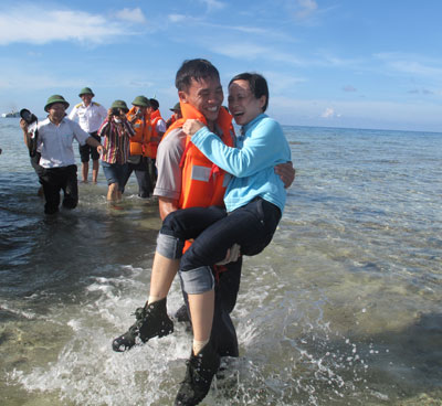 Thăm đảo Thuyền Chài và đảo Núi Le