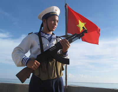 Niềm tin gửi về nơi đầu sóng