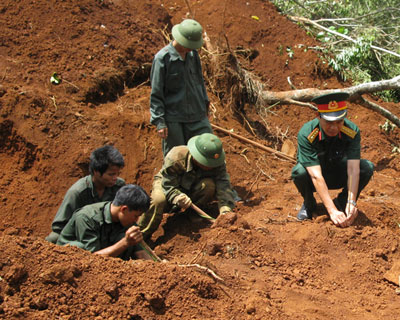 Phát hiện và quy tập mộ tập thể với hơn 100 liệt sỹ