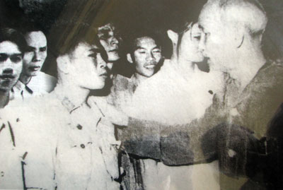 Người chính trị viên năm lần được gặp Bác Hồ