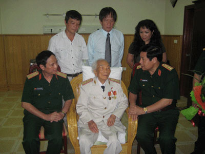 Sinh nhật Đại tướng Võ Nguyên Giáp 100 tuổi-hơi ấm lan tỏa