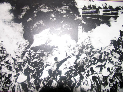 Nghệ thuật khởi nghĩa vũ trang trong Cách mạng Tháng Tám