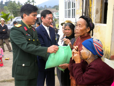 Tết này, không lo rét nữa…