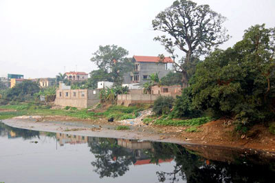 Sông Nhuệ vẫn đang “ngắc ngoải”