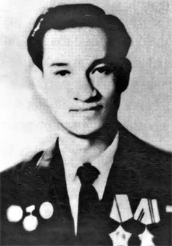 Người mở đường huyền thoại