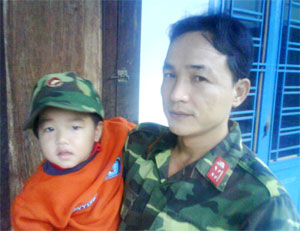 “Tết này con có đủ cả ba và mẹ”