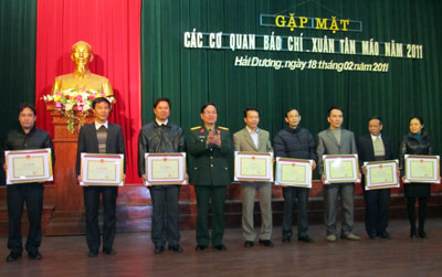 Đổi mới hình thức, tăng cường tuyên truyền công tác quốc phòng quân sự địa phương