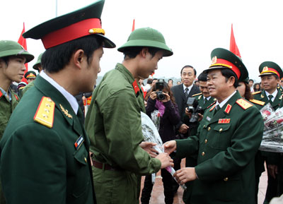 Lên đường cho thỏa ước ao