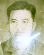 Tìm người thân và đồng đội