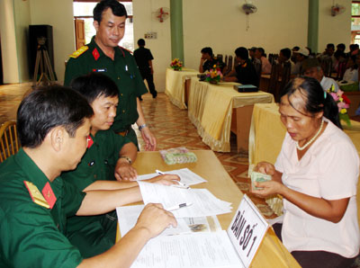 Chi trả hơn 3 tỉ đồng cho 687 đối tượng theo Quyết định 142 của Thủ tướng Chính phủ