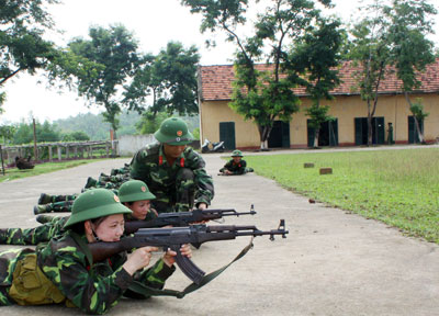 Mang quân phục, trách nhiệm phải cao hơn