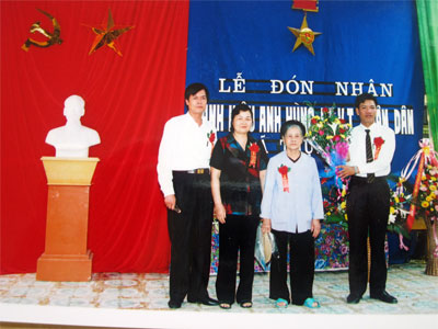 Mẹ là điểm tựa của bố cháu!