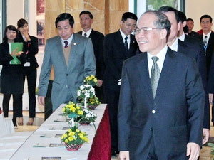 Đưa thị trường vốn, chứng khoán trở thành kênh tài chính quan trọng