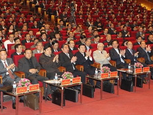 Chỉ thị của Bộ Chính trị về việc thực hiện Nghị quyết Hội nghị lần thứ tư Ban Chấp hành Trung ương Đảng (khóa XI) “Một số vấn đề cấp bách về xây dựng Đảng hiện nay”