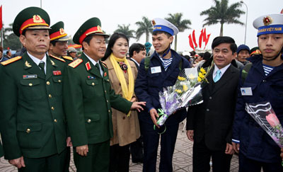 Tiếp nối truyền thống “Thóc không thiếu một cân, quân không thiếu một người”