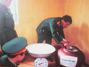 Hiếu thảo nhờ nuôi heo đất