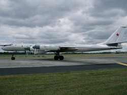 Nga: Máy bay Tu-142 gặp nạn là do lỗi kỹ thuật