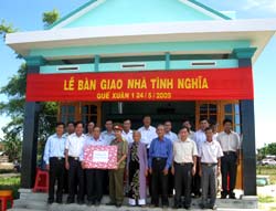 Sâu nặng nghĩa tình