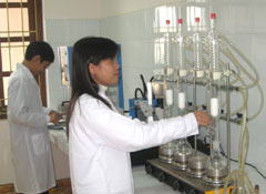 Bảo vệ môi trường ở các cảng quân sự