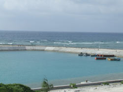 Âu tàu ở đảo Song Tử Tây