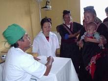 Chính sách ưu đãi cán bộ y tế công tác ở vùng đặc biệt khó khăn