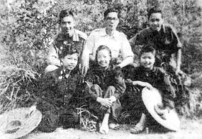 Kỳ 2: Nắng cháy, mưa rừng trên dãy Thập Vạn Đại Sơn