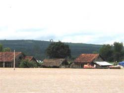 Các tỉnh từ Hà Tĩnh đến Thừa thiên-Huế cần cảnh giác với mưa lũ