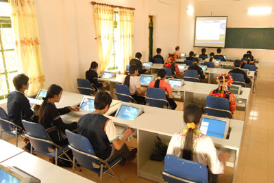 Thấp kém, do đâu?